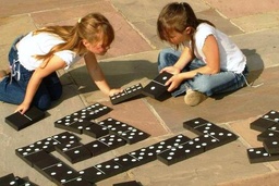 [H-DOMINOES] Yard Games - Giant Dominoes